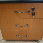 Alacsony 3 fiókos komód